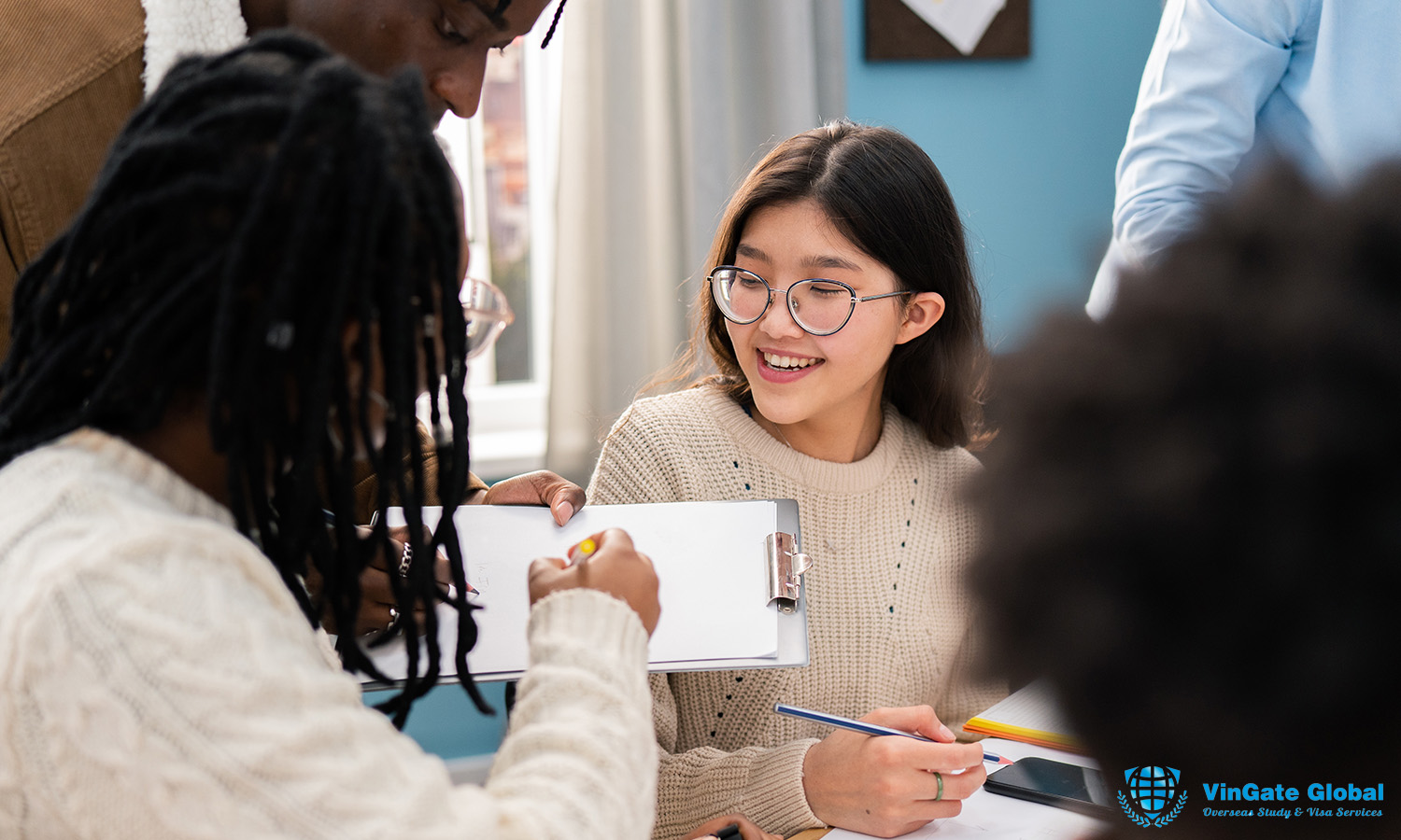 Các trung tâm du học sẽ giúp ích cho phụ huynh rất nhiều trước và sau qua trình nhập học