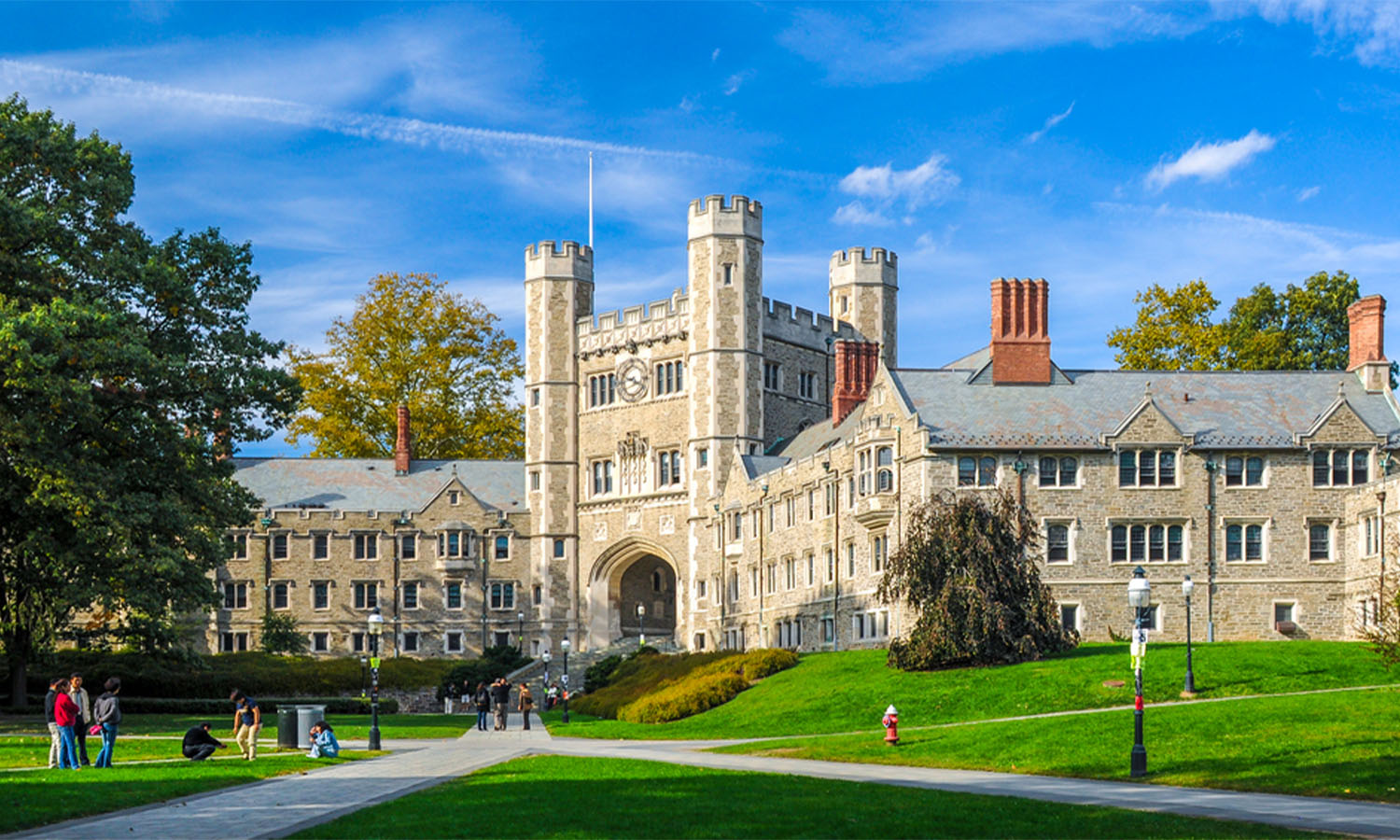 Princeton là một trong những trường đại học cổ nhất tại Hoa Kỳ Princeton là một trong những trường đại học cổ nhất tại Hoa Kỳ