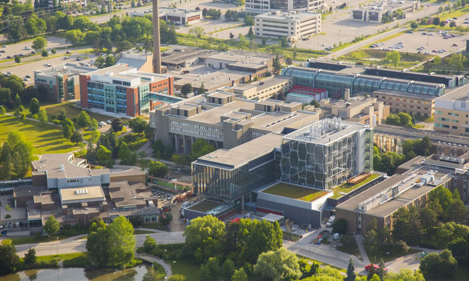 Khuôn viên chính University of Waterloo Khuôn viên chính University of Waterloo